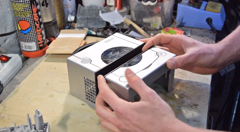 Illustration for article titled This GameCube Is Now A Switch Dock—With Working Controller Ports